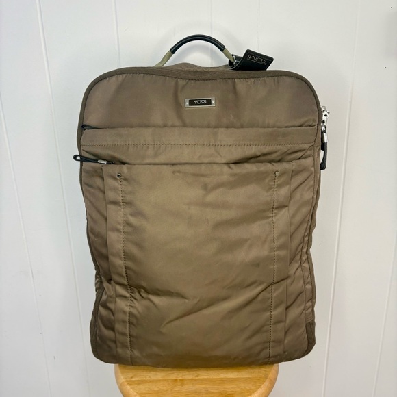 Tumi Voyageur Super Leger International Carry On Rolling Suitcase Bag Green - Picture 2 of 13